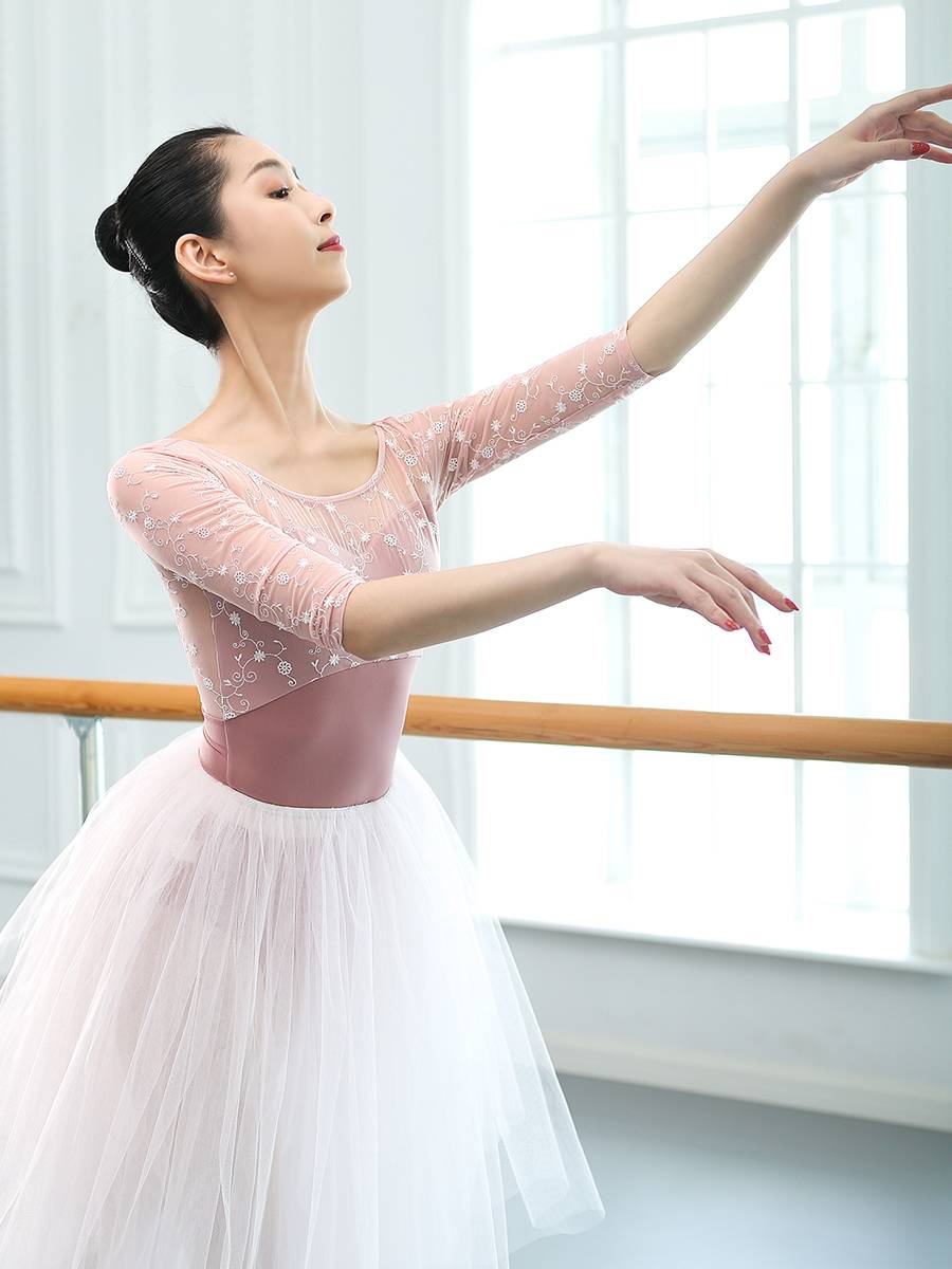 Little Jasmine Embroidery Dance Server Gymnastics Services Female Adult Instructor Disadine Server Server Ballet Practice Service