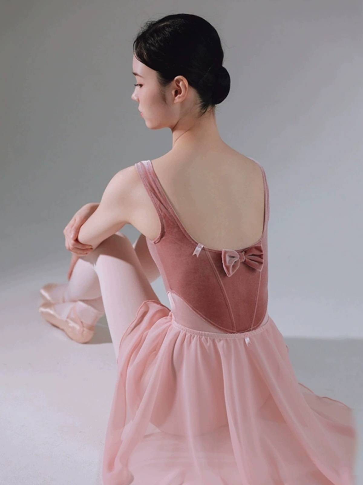 Ballet Dance Fuck Practice Female Female Physical Server Server Swanal Butterfly Dance Dance Dance Server Adult Art Test Costume