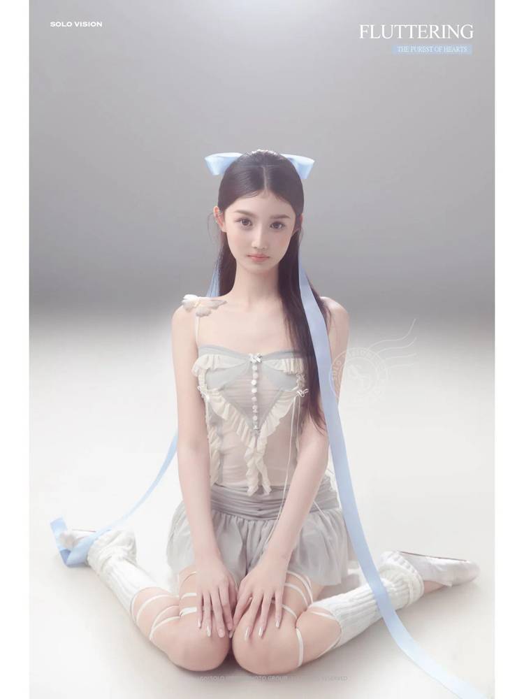 Photo studio Korean small fresh pure desire ballet girl photo atmosphere sense, butterfly princess portrait art photo clothing