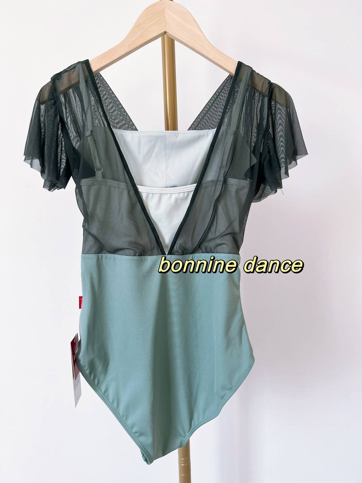 Dance service adult ballet dance exercise girl summer fake two small flying sleeve art test high -shaped sports gymnastics uniforms