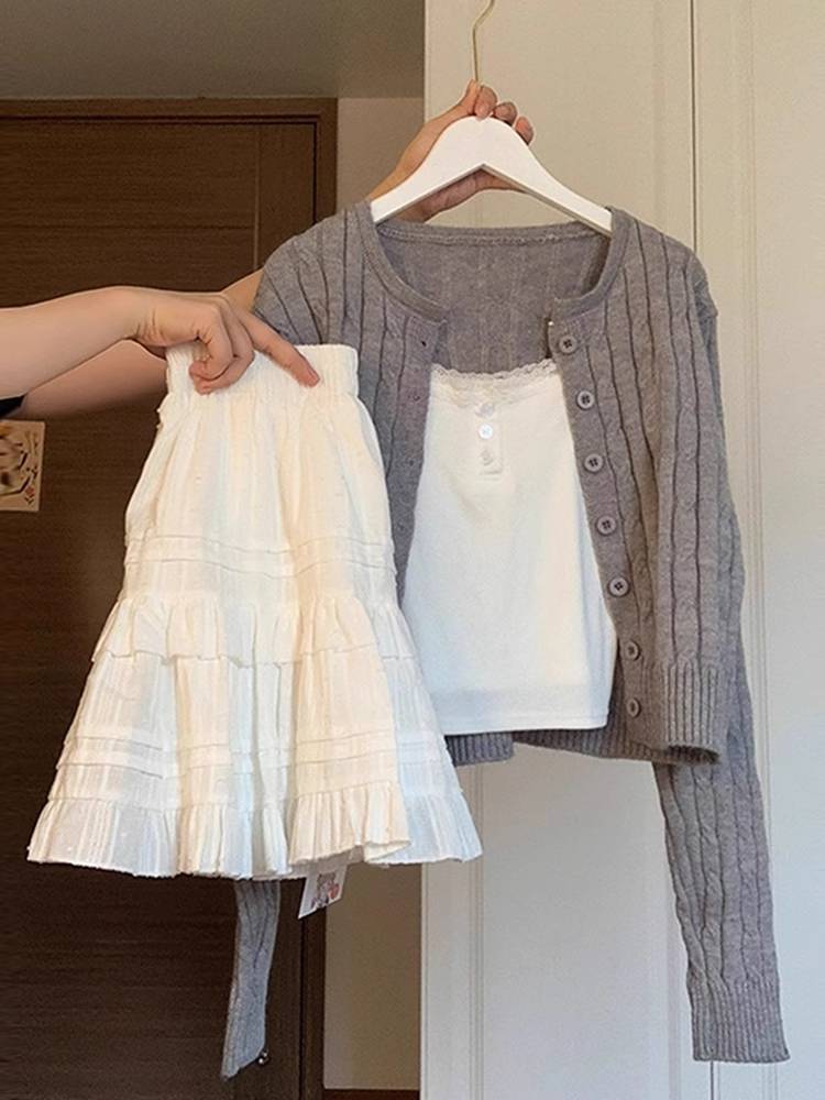 Ballet white cake skirt A -shaped skirt children's dress summer 2024 new puff skirt small short skirt