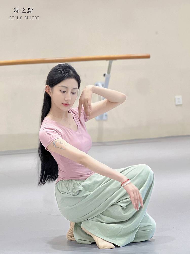 modale dances modern-day dance shorts, black v-collar adult classical dances summer