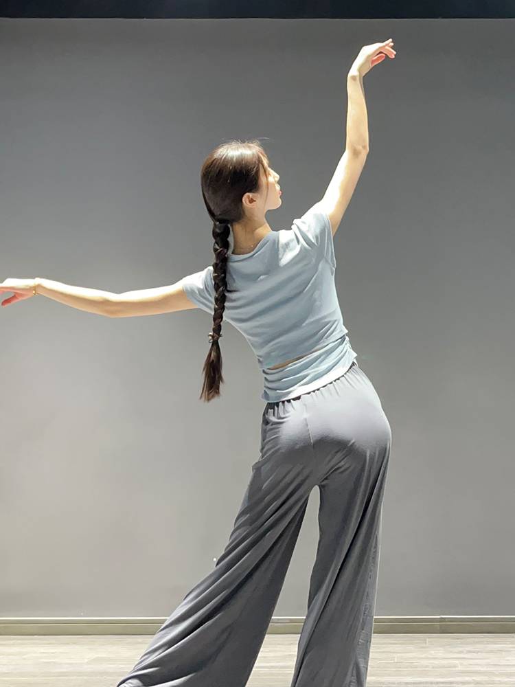 Modern dance service female adult spring and summer short -sleeved open -back top
