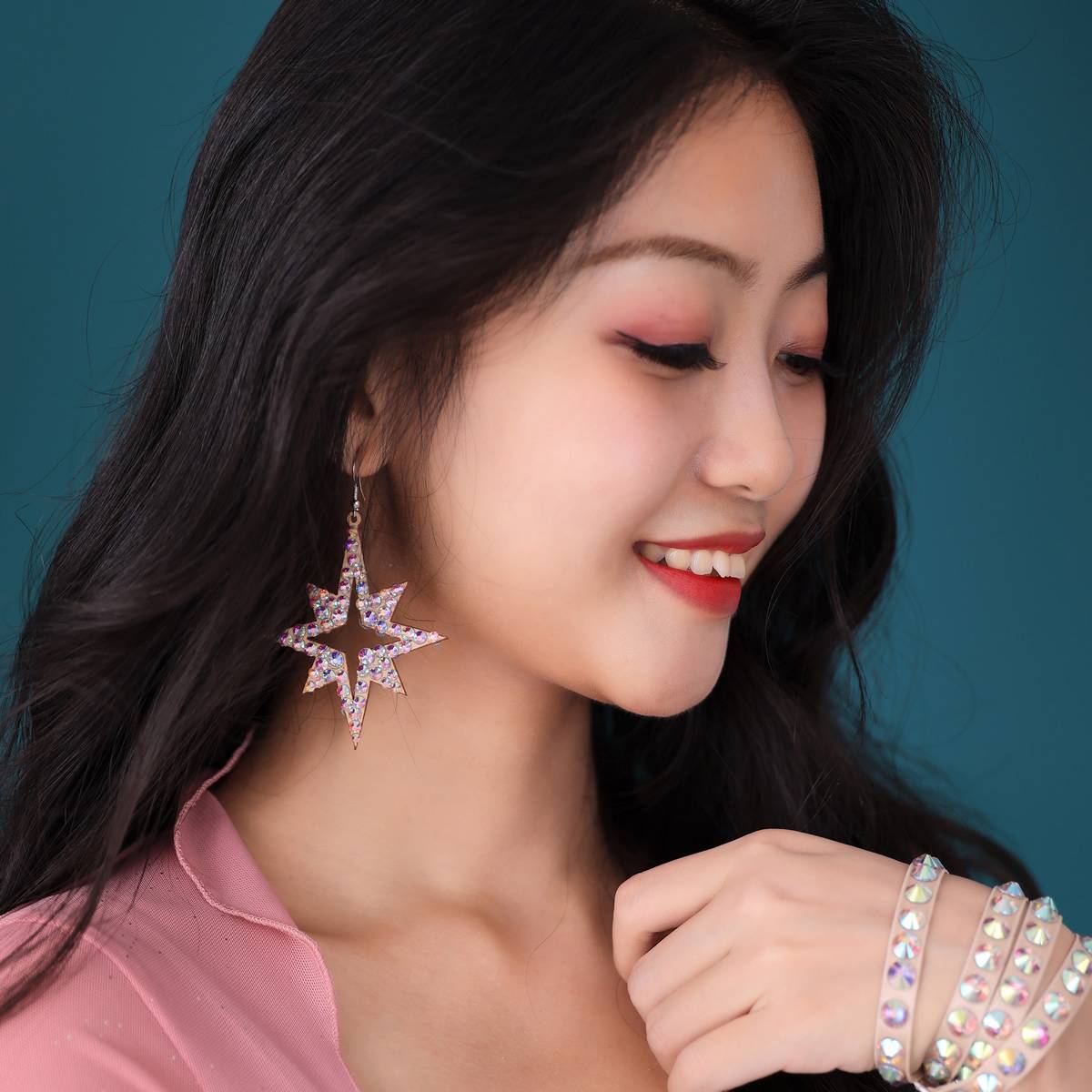 Dancer belly dance earrings new model 2021 full handmade anti -allergic color diamond dance performance accessories earrings