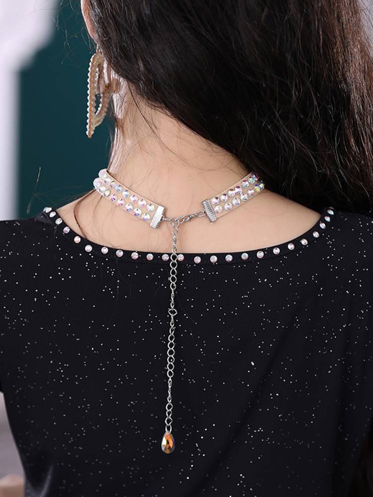 Belly dance necklaces Diamond neck decoration pure handmade hot drill anti -allergic color diamond oriental dance stage performed neck chain