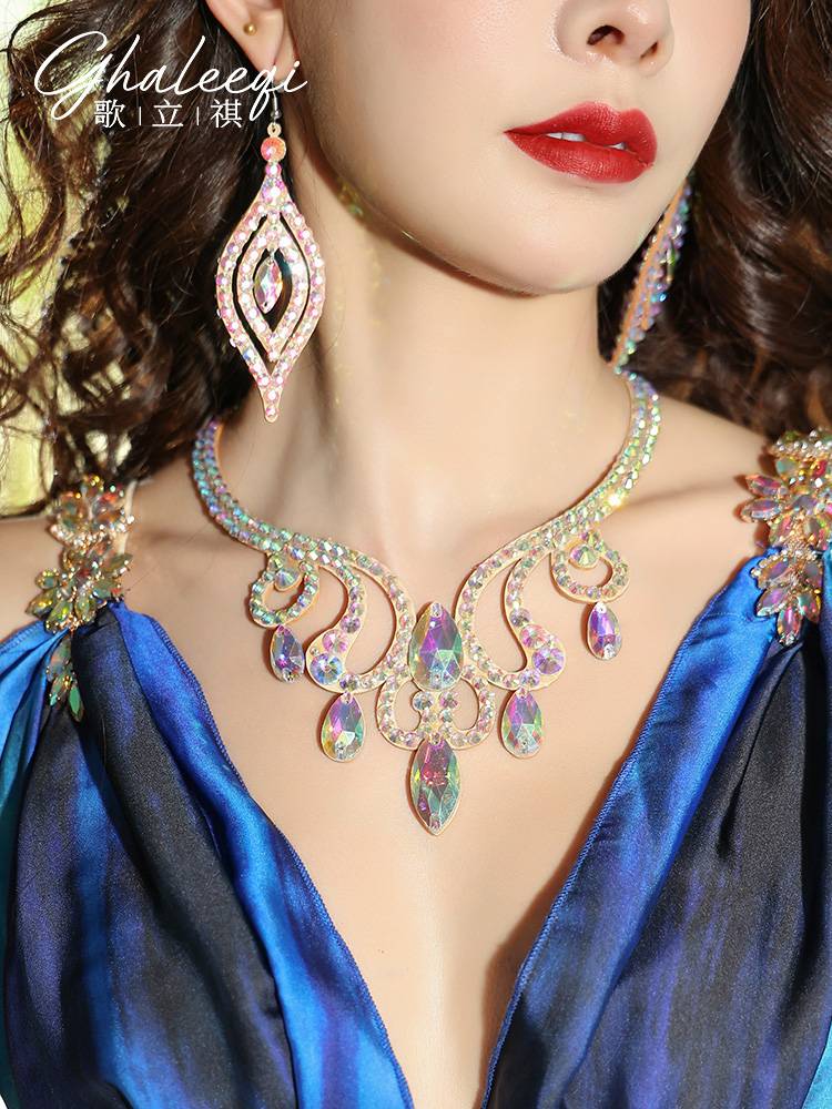 Ge Liqi 2023 new belly dance necklace full manual anti -allergic color diamond dance dance performance accessories