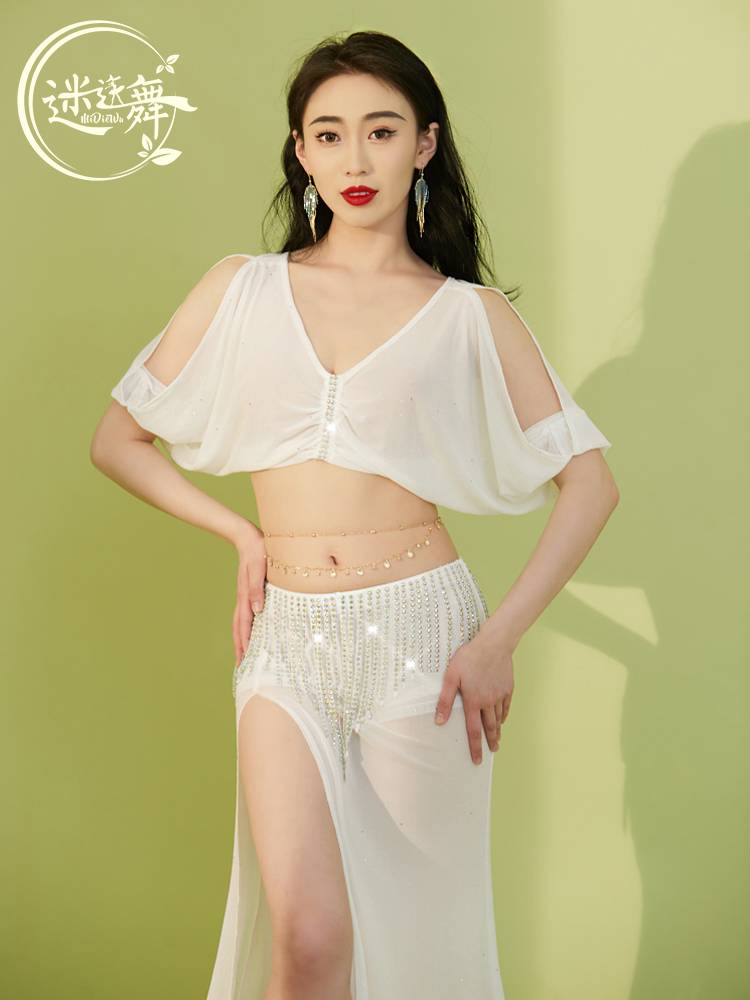 The rosetre original new natal troupe suit with a bright and sexy Eastern dance show costume