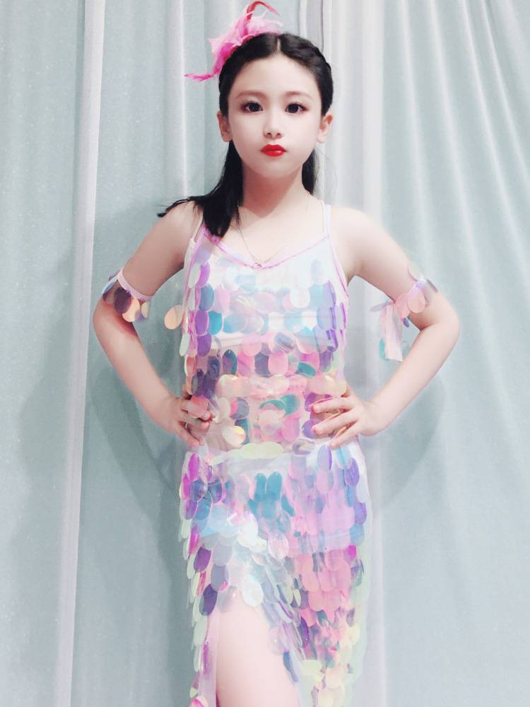 Baiya Qianhui Children's Belly Dance 2024 New Studios Sequins Dress Six Yiyi Dance Performance Series