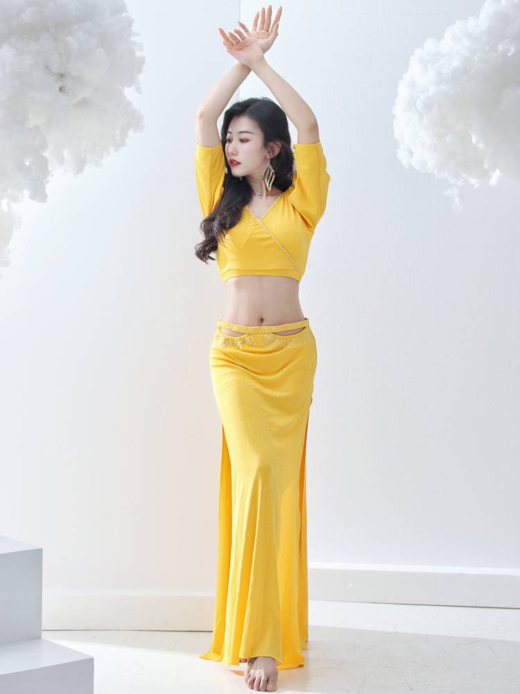 Belly Dance 2024 Spring New Practice Server Hollow Hot Diamond Skirt Sexy Oriental Dance Short Performance Set Set