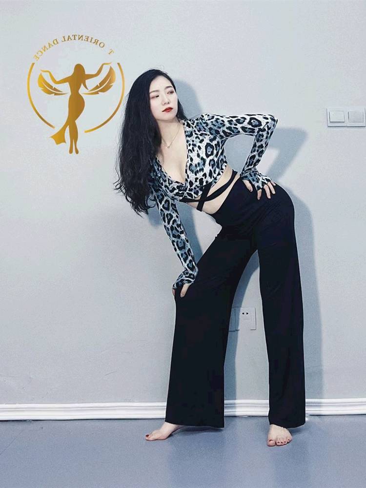 Belly dance exercises 2023 new set of small wild cat pants Oriental dance clothing high -end high -end performance clothes
