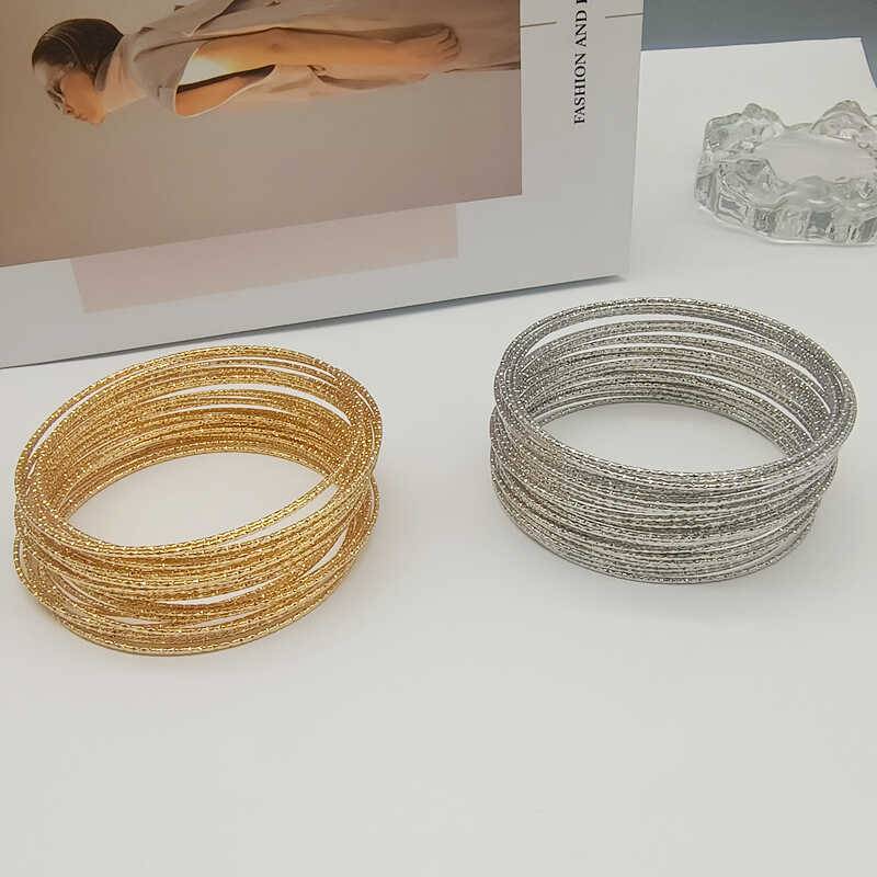 ♪ Super-fatal, multi-layered, super-small bracelets full of stars ♪