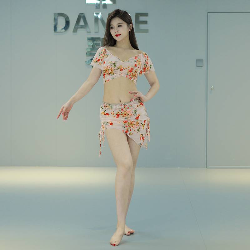2024 new spring and summer floral belly dance practice suit set mesh practice Oriental dance clothing short skirt lotus leaf sleeves