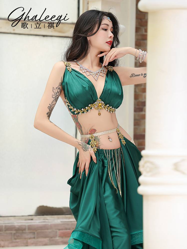 Ge Liqi belly dance inlaid Diamond Flow Su retro performance service 2023 spring and summer new big skirt fairy performance service
