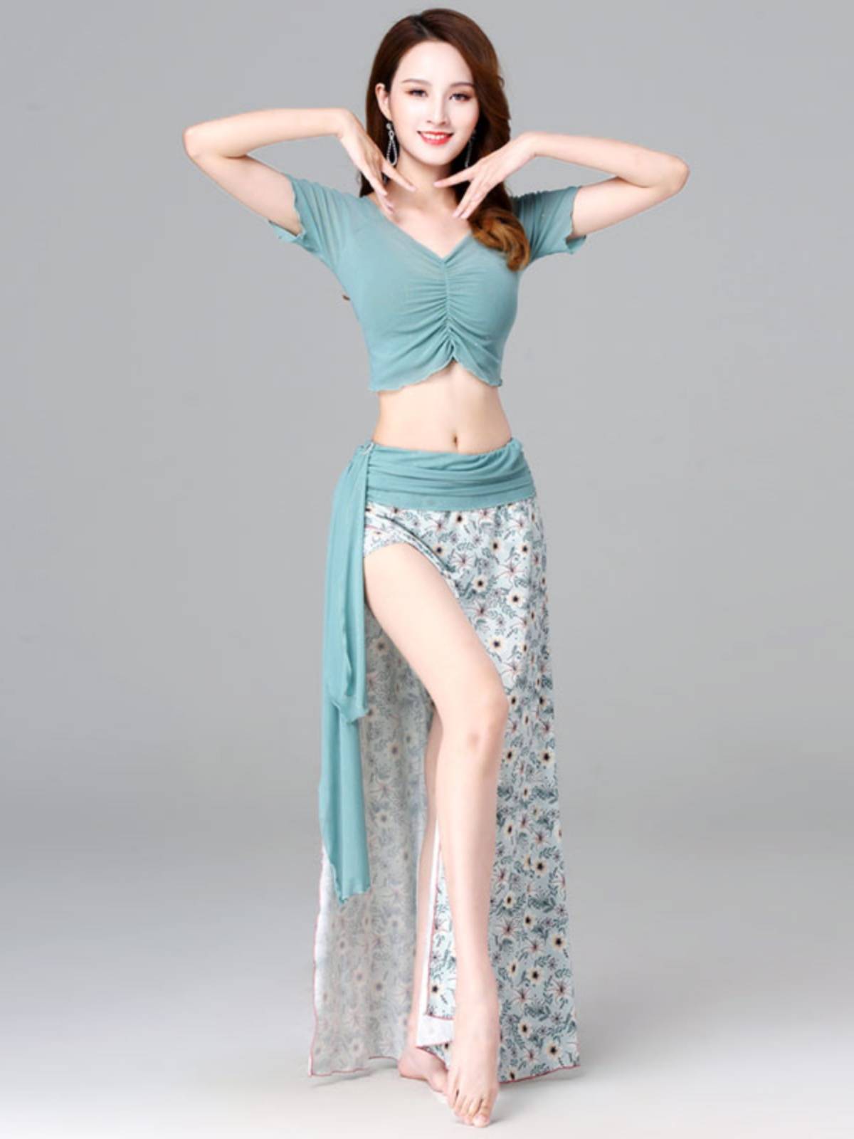Belly dance practice uniform slit long skirt sexy V -neck exposed belly short -sleeved oriental dance performance service spring and summer