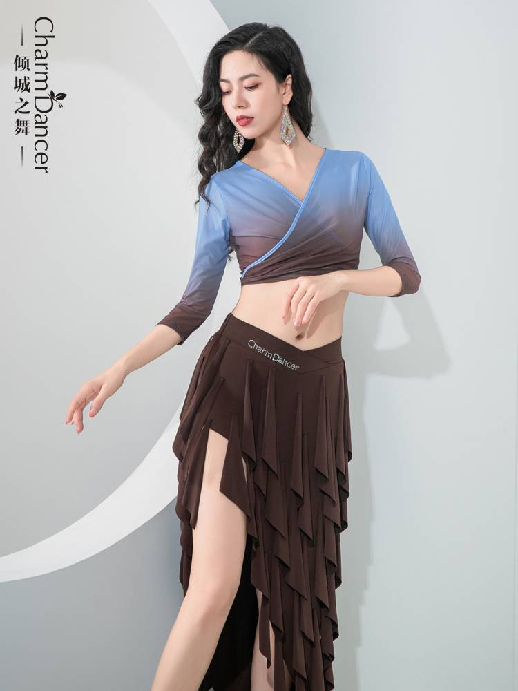 The dance of the city dance belly dance service 2024 new practice uniform gradient strap top top triangular hanging sideline suite suit