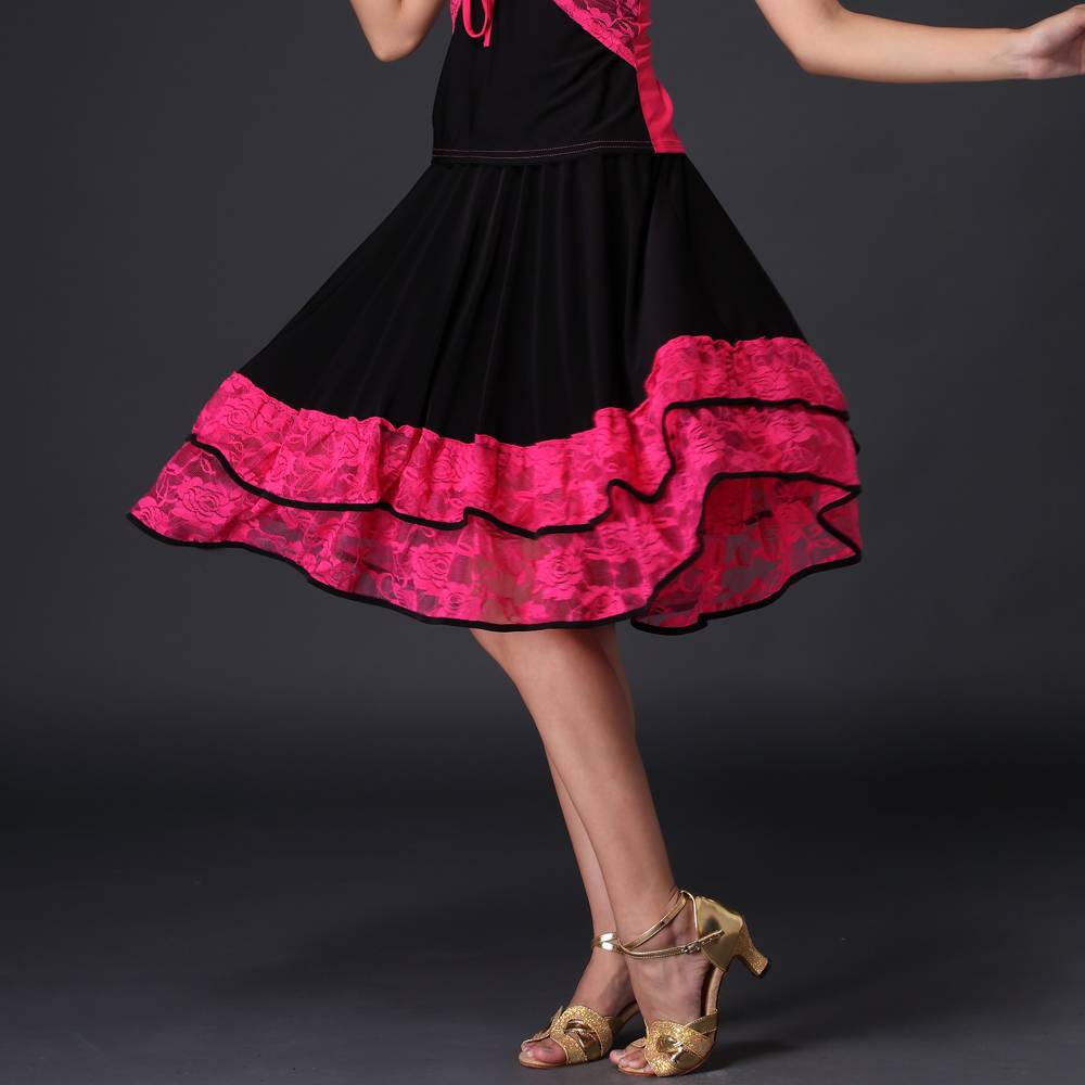 Belly dance skirt 2022 new set under the half -body skirt lace dance skirt 360 ° sexy dance skirt Q702