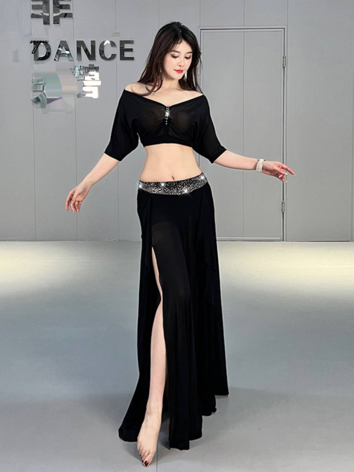Belly Dance Clothing Female 2024 New Set Gauze Sexy Watch Performance Set Oriental Dance Practice Set Summer