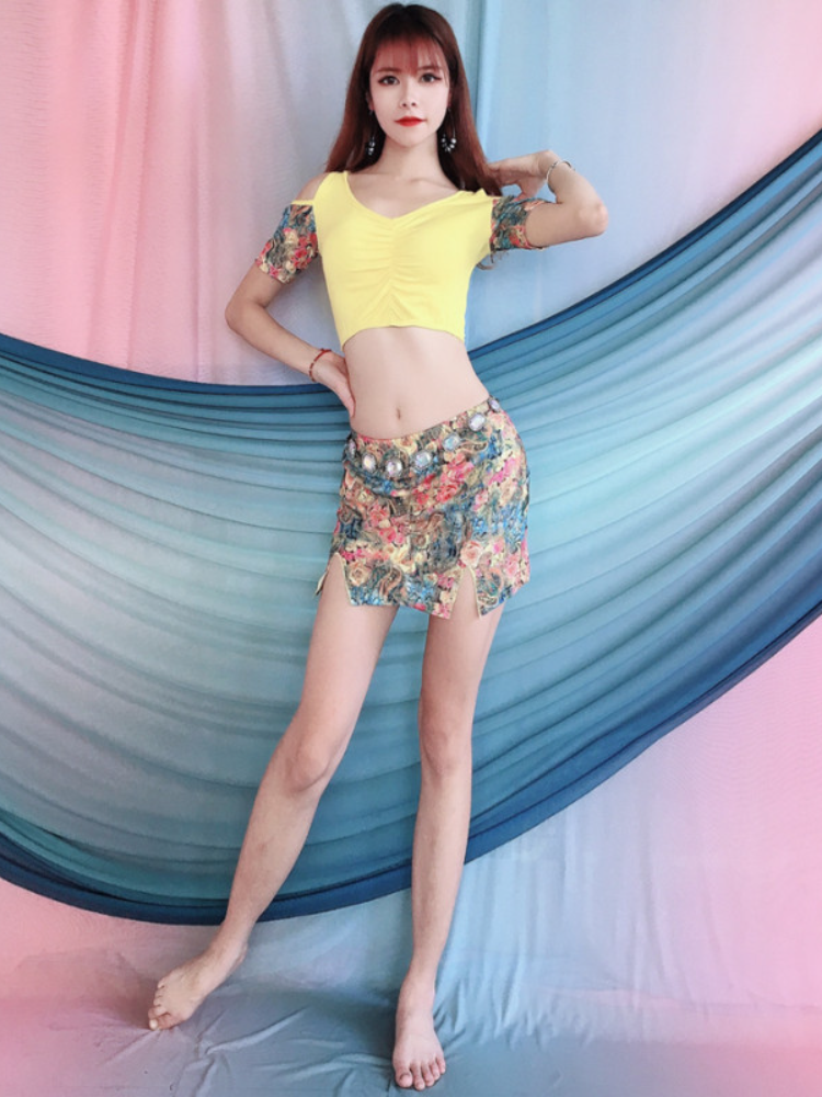 Baiya Qianhui Nao Na Naive Dance 2024 Summer New Family Various Belly Performance Services Oriental Dance Practice Service