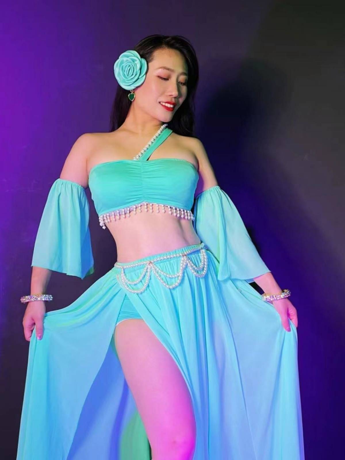 Belly dance golden age retro oriental dance watch dance dance dress big dress Muxi family gives head flowers
