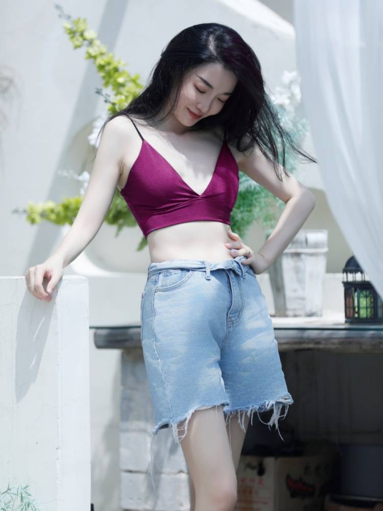 Ji Xiaobai original deep V sling comes with chest pad commute, dancing inner dance, belly dance, clothing oriental dance exercises