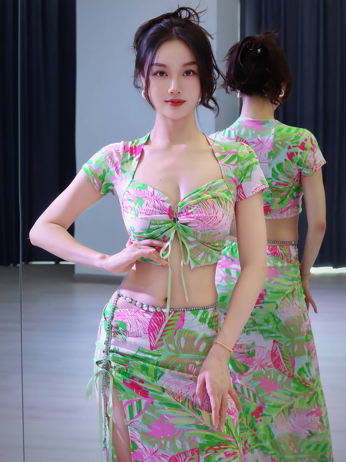 Lucy's belly belt, a green ribbon, a new white belly, and an Eastern dance