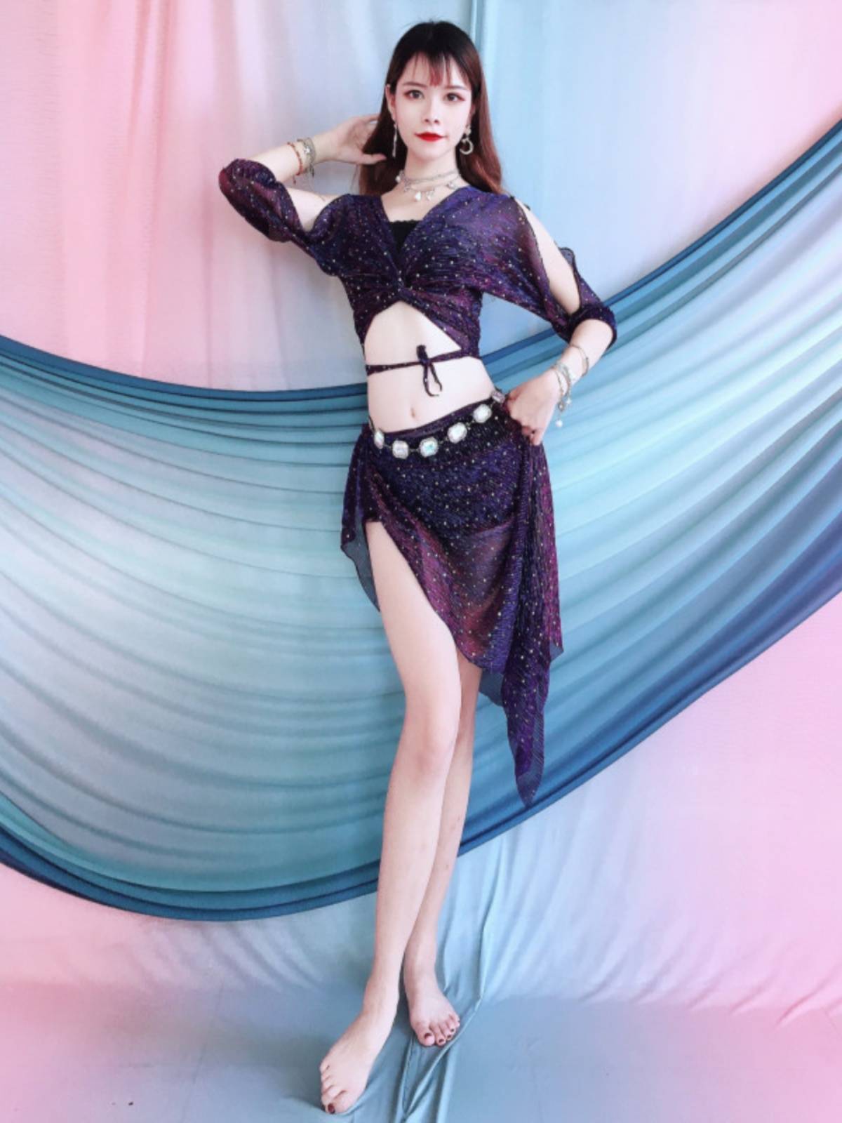 Baiya Qianhui belly dance new V -neck twisted shoulders long hip scarf set Oriental dance exercise performance service