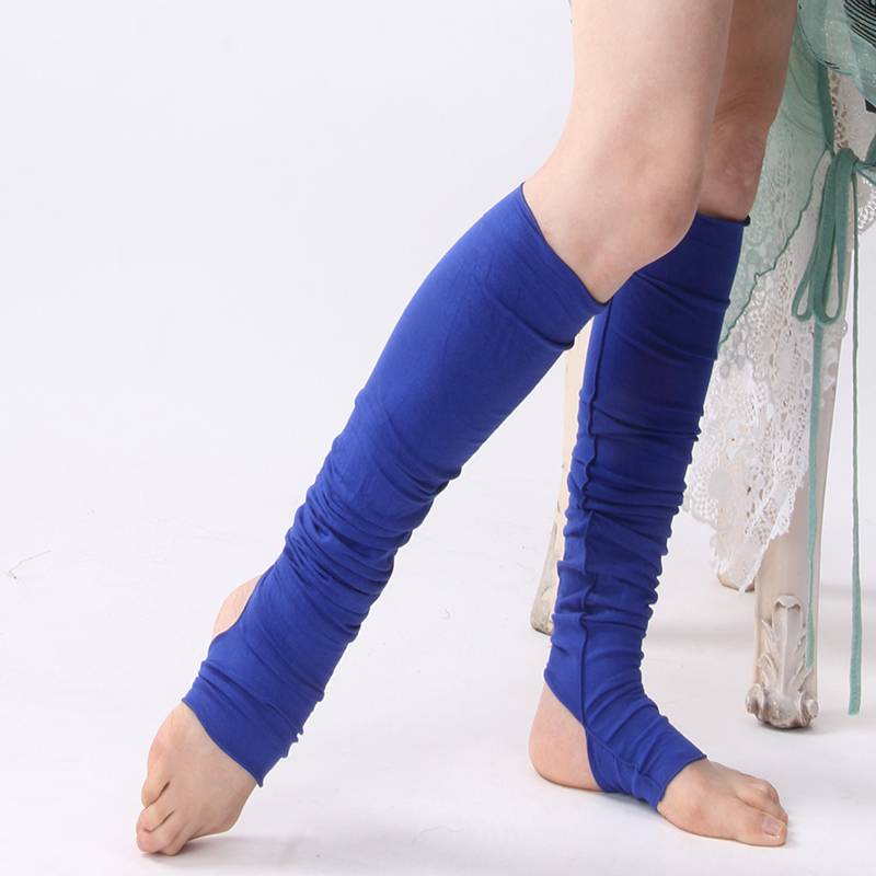 Greenman's 2023 new belly-dancing costumes are encrypted, and Modale's cotton stockings are multi-coloured, sock-toe-toe-toe