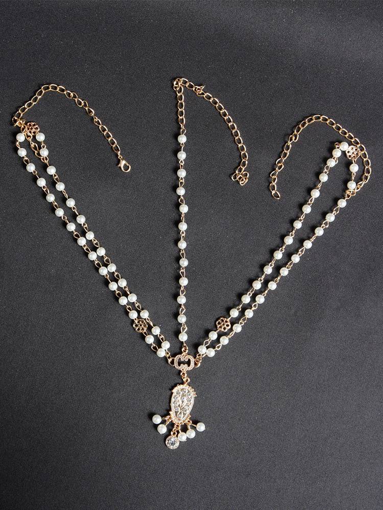 The Indian choreographer's bellows, the fashion choreographer chain