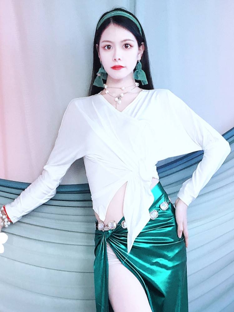 Baiya Qianhui Belly Dance Clothing 2024 New Book Top Taps Practice Dressing Scholars Oriental Dance Performance Service