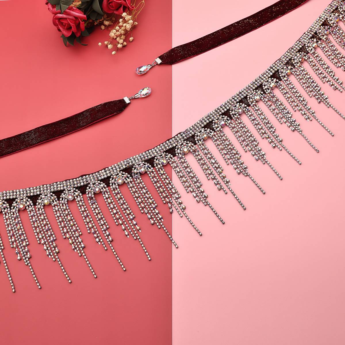 The new streaming belly dance waist chain sexy gemstone super flash rhinestone is decorated with oriental dance dance umbilical linked accessories female