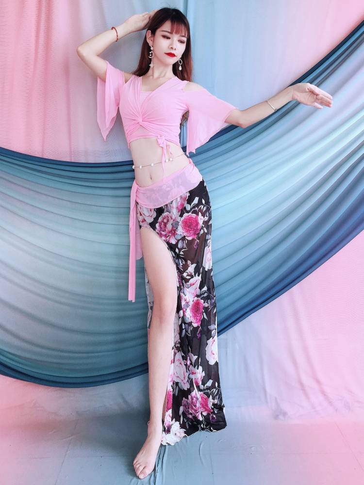 Baiya Qianhui Belly Dance 2024 New Set Practicing Delivery Spring Spring Terrace Dance Dance Dance Primary Scholar
