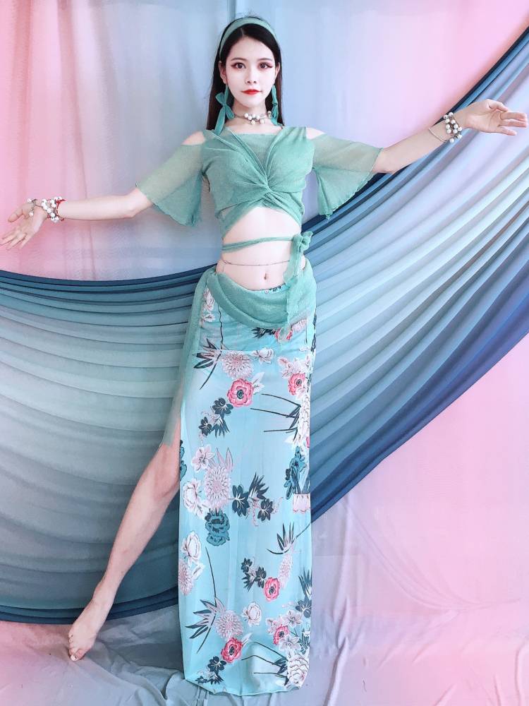 Baiya Qianhui Belly Dance 2024 New Set Practicing Delivery Spring Spring Terrace Dance Dance Dance Primary Scholar