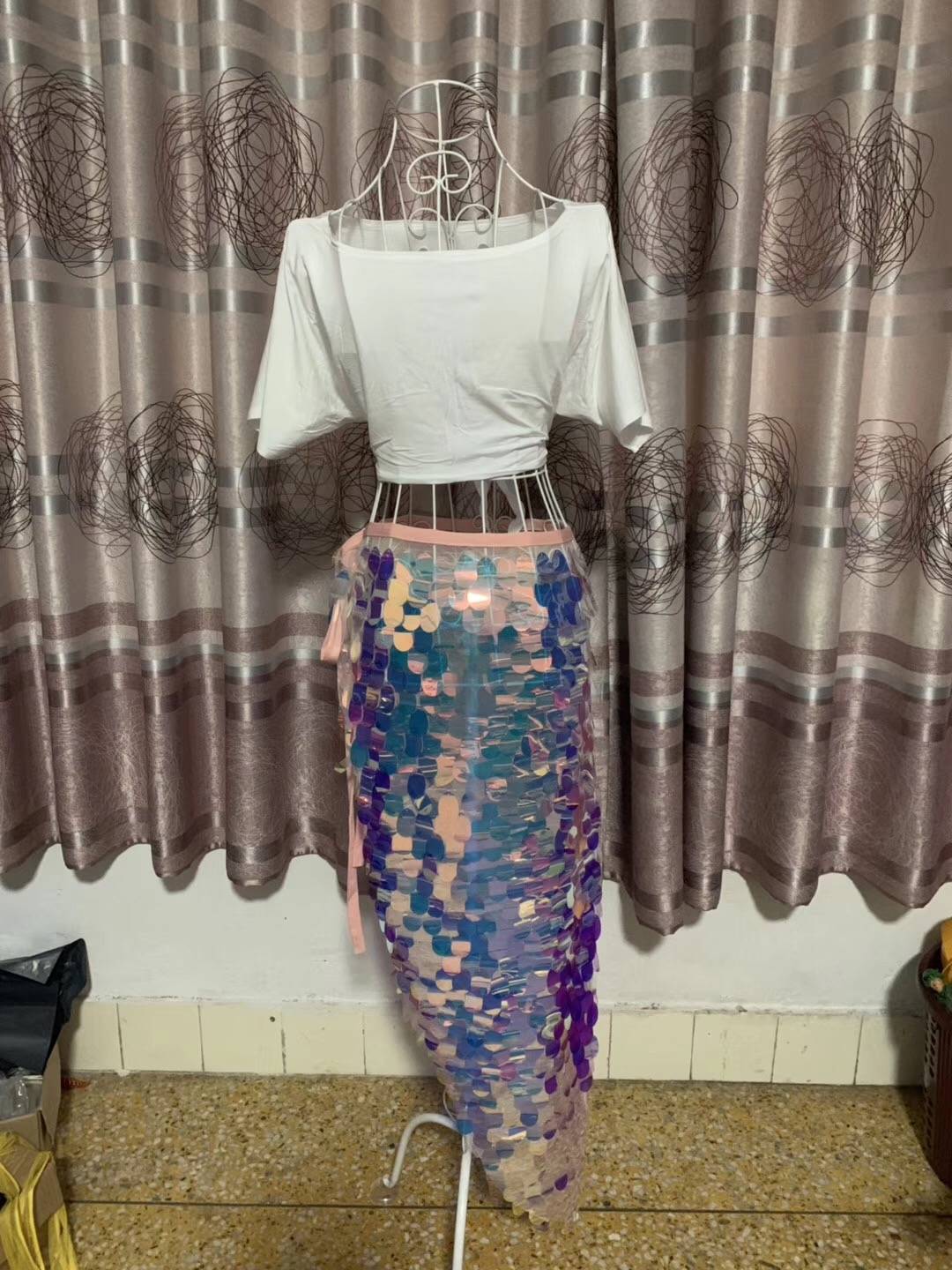 2022 White belly dance oriental dance watch performance clothes exercise uniforms Modal sequins, mermaid waist skirt women
