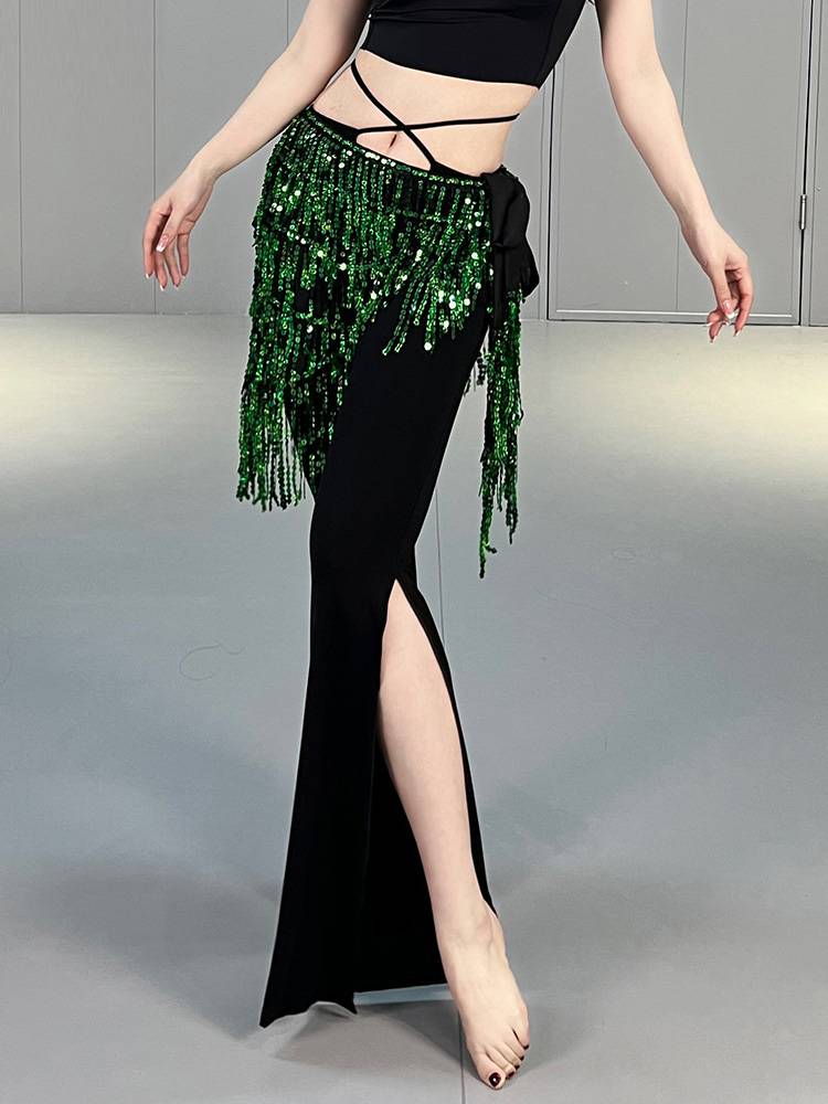 Belly dance hip scarf 2024 new practice clothing female watch performs semicircular waist towel Liu Su sequins Oriental dance waist chain