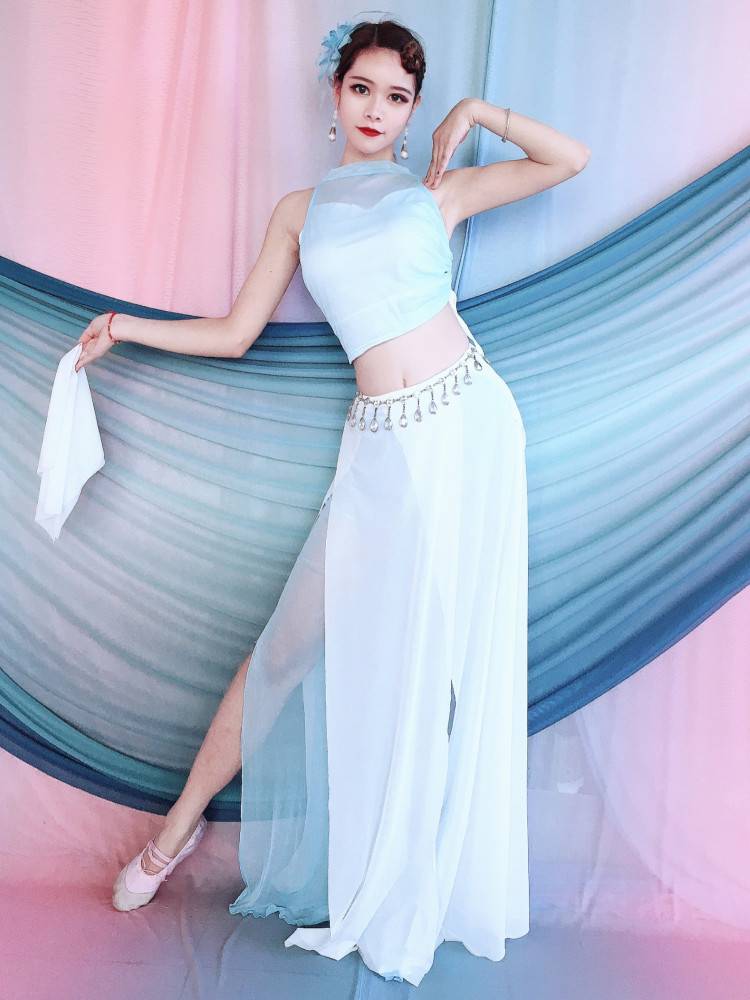 Belly dance new combination of classical style dance water yarn skirt three -piece modern Oriental dance performance service