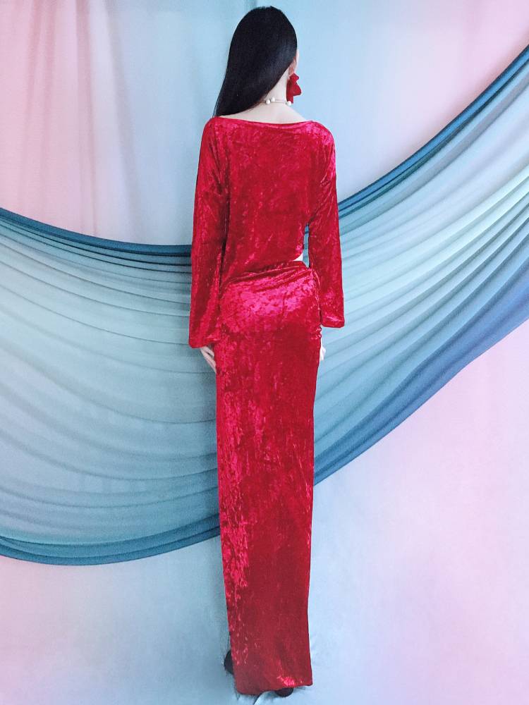 Belly dance exercise costume 2024 new performance clothing Oriental dance gold velvet warm performance long skirt children