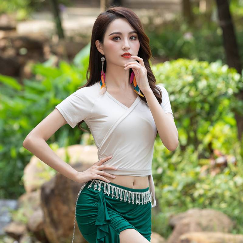 Belly dance top new sexy Madai cotton oriental dance clothing female air -breathability performance service high -end performance suit