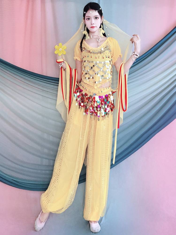 Indian Dance Performance Clothing Set Ethnic Dance Performance Women's New Yangge Dance Xinjiang Dance Belly Dance Clothing