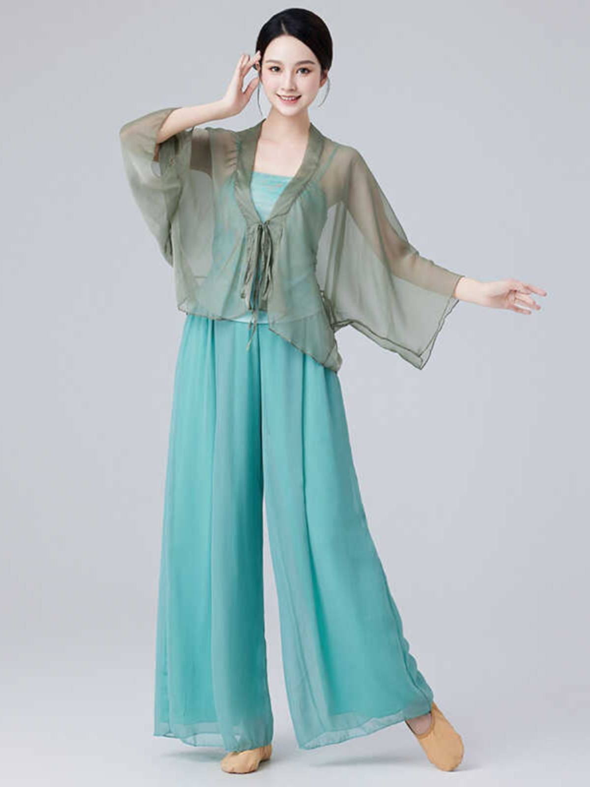 Ancient dance gauze, fairy fluttering Chinese retro cardigan gauze, feminine, wild, light dance top