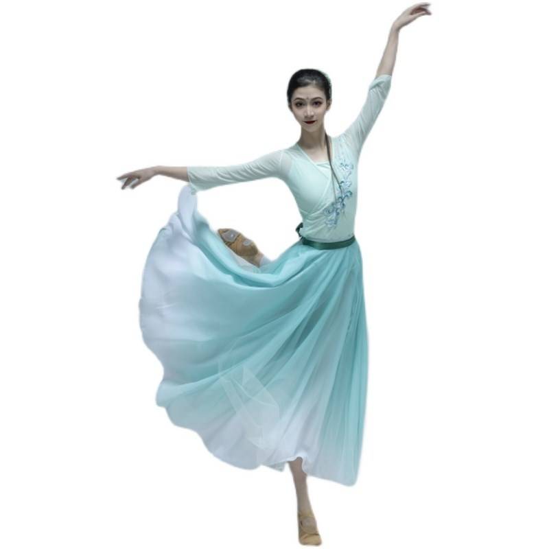 This year's popular classical dance performances, women's elegant new service, Ji Yuchun, umbrella dance, Hantang University