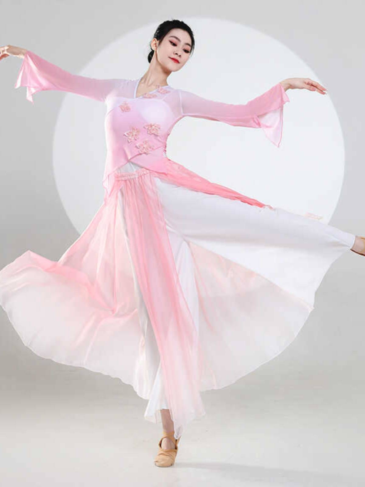 Classical dance clothing shows the body rhyme gauze female elegant ancient fan dance national dance exercise skills test