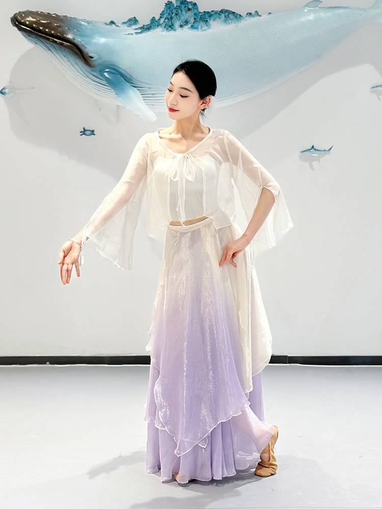 Classical dance clothing ancient style fairy qi and golden gauze, elegant skirt, Chinese dance performance dance practice performance