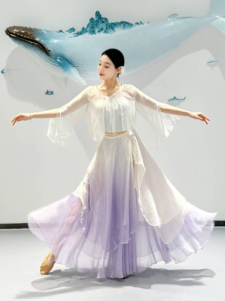 Classical dance clothing ancient style fairy qi and golden gauze, elegant skirt, Chinese dance performance dance practice performance