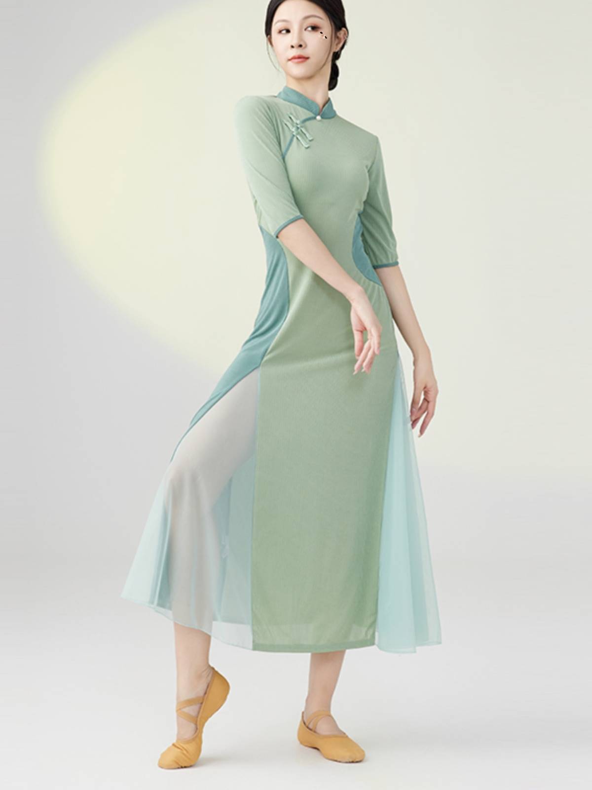 Xia Hui likes your same dance cheongsam Chinese style classical dance special elastic dance high -opening new