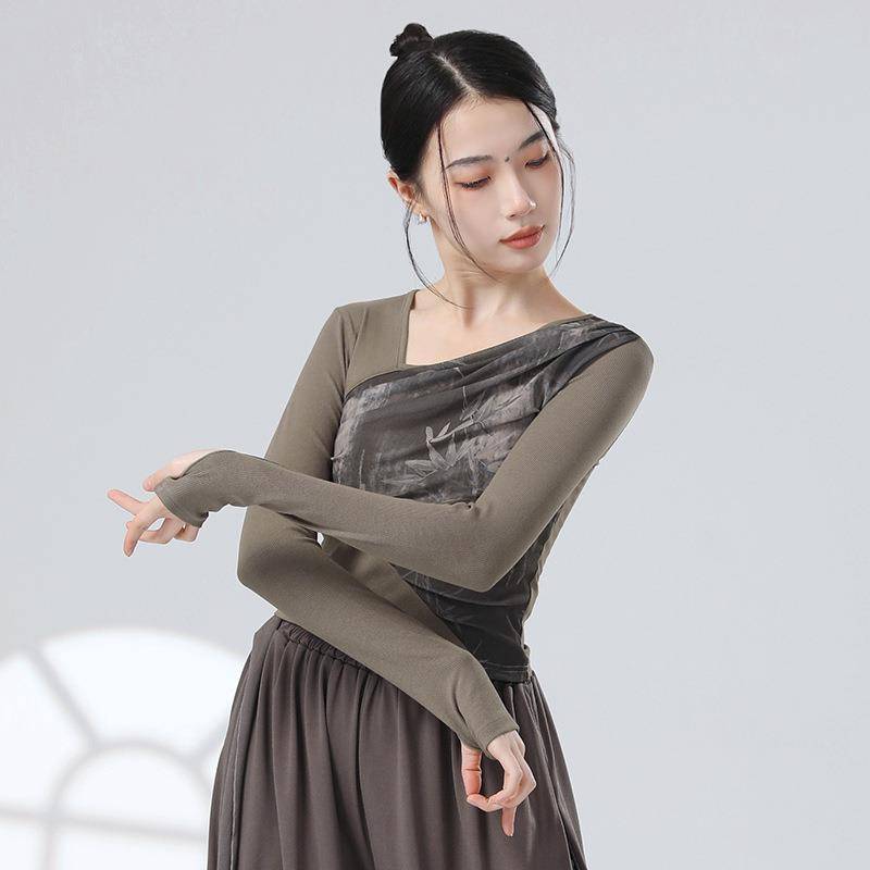 Guofeng New Chinese -style Modern Dance Classical Dance Ink Set refers to the loose dance body of the water gauze top