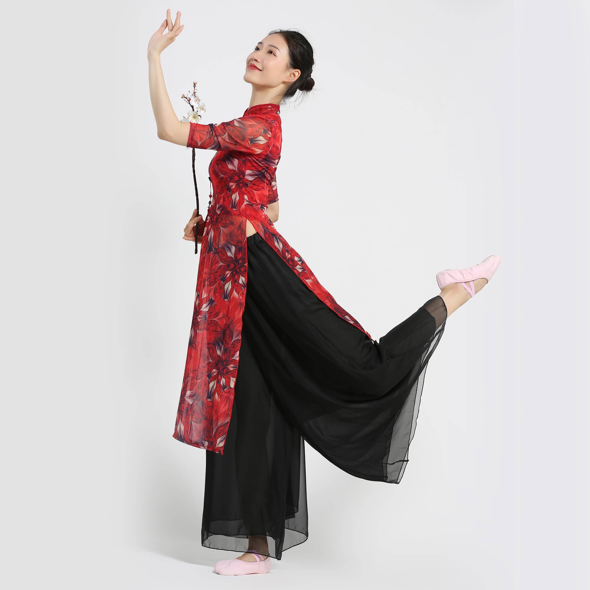 202 New Modified Cheongsam Dance Clothing Classical Dance Practice Drives Chinese Wind Character Gaunt Gauze Woman