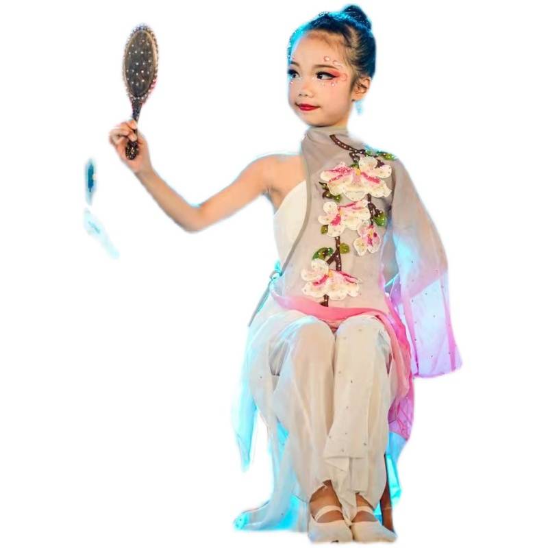 The same play of the same classical dance qiaoyue dressing shows the Xiao Orchid Awards Dance Pivered Dance Proper Pool Mirror Mirror