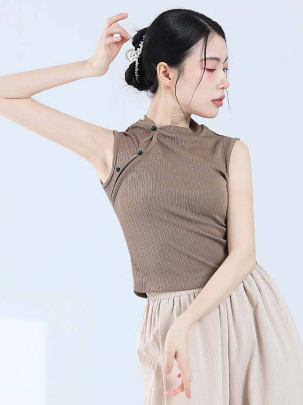 Classical Dance Practice Female Sleeveless Slim Removal Vests Chinese Wind Moving Cheongsam Dance Top Modern Dance Sports Server
