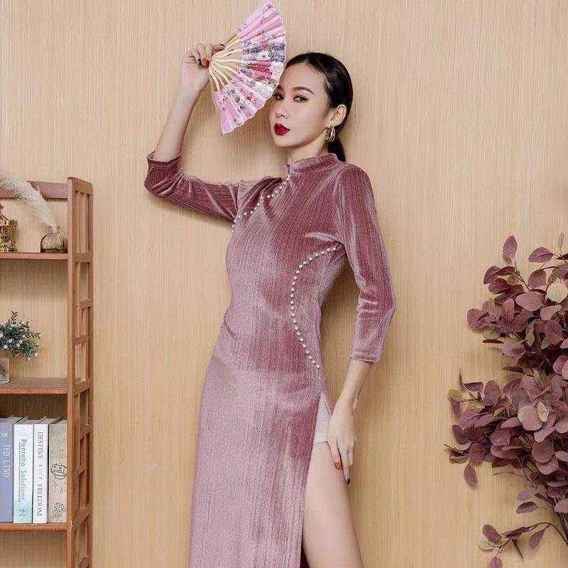 Neutral collar seven -point sleeve high split dance practice suit new year wine red classical dance cheongsam performance service