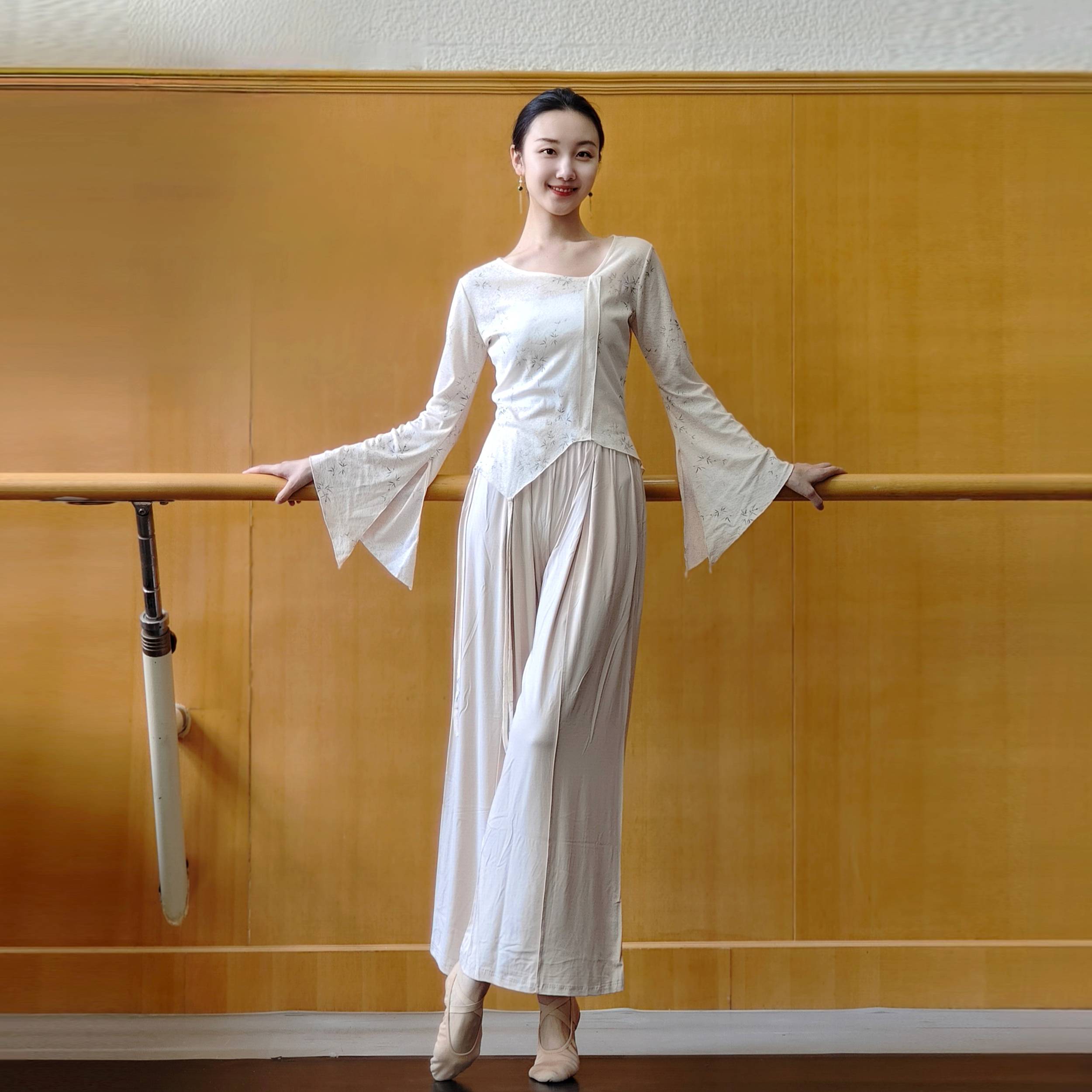 Classical Dance New Chinese Printing Top Chinese Dance Practice Dance Form Switzer Sites Giney Clothing Examinations